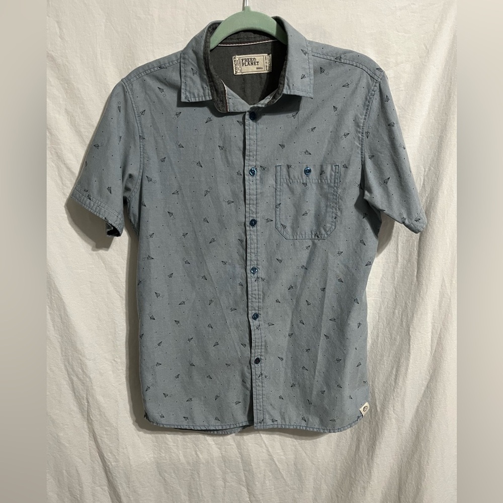 Mens Small Free Planet Paper Airplane Button Up